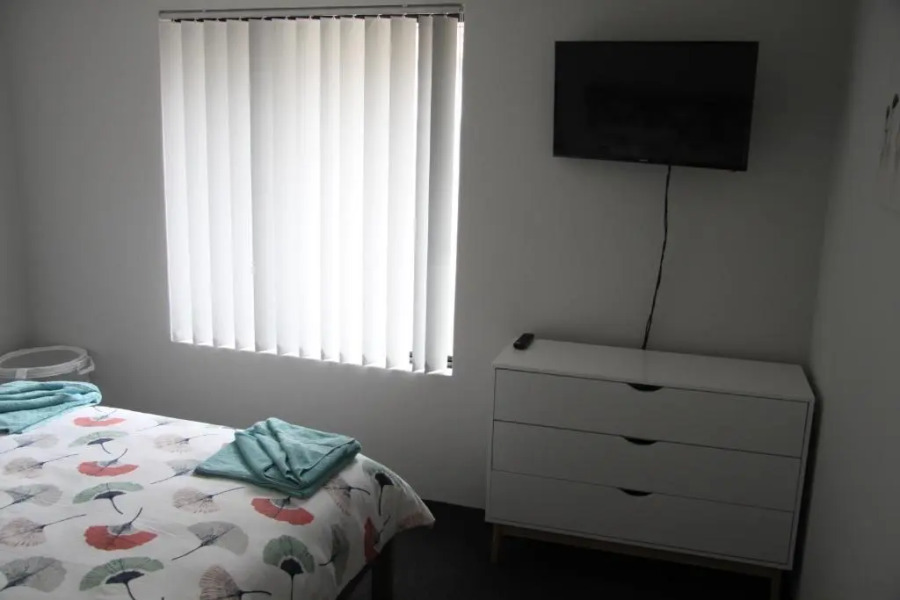 Warnbro Beach Family Accommodation