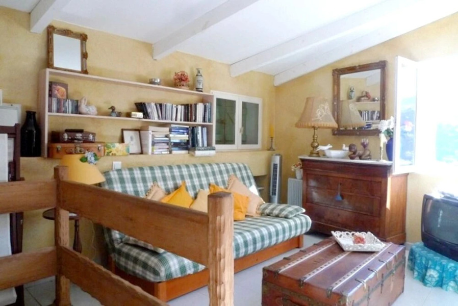 House With 2 Bedrooms in Aregno, With Wonderful City View, Furnished T