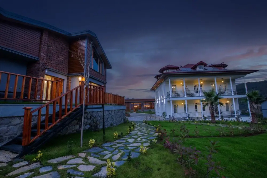 Zanike Hotel