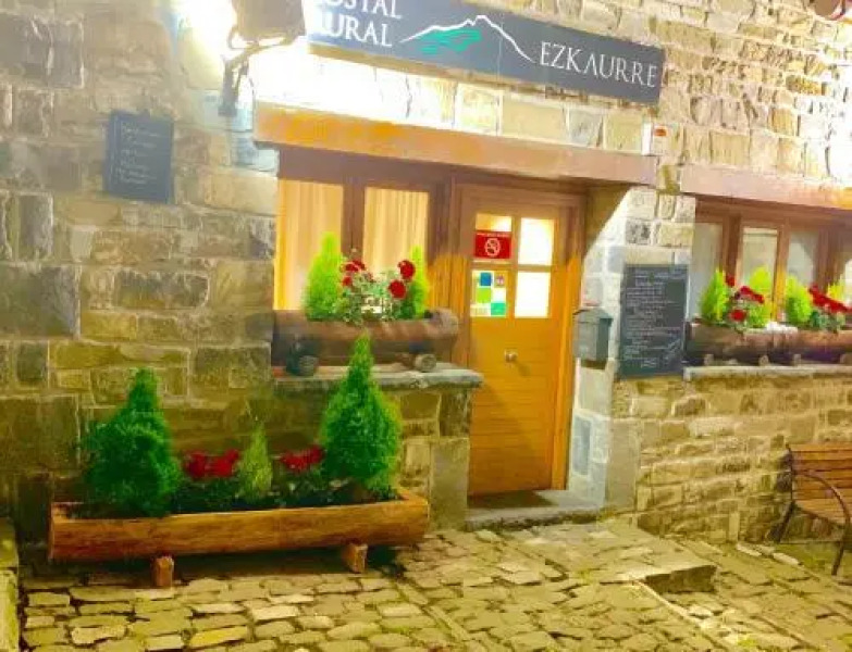 Hostal Ezkaurre