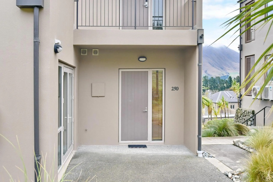 High Country Villa 250 - Christchurch Holiday Homes