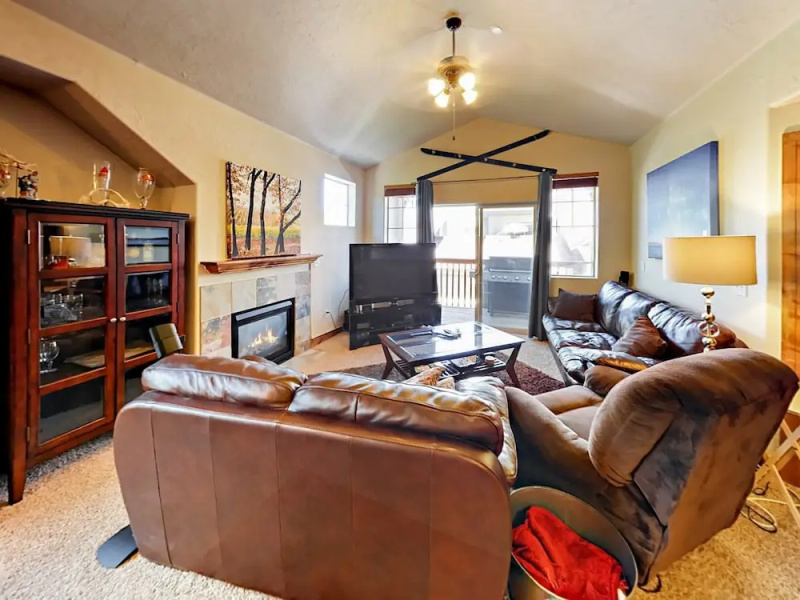 Redstone Townhouse Unit F 3 Bedrooms 2 Bathrooms Townhouse