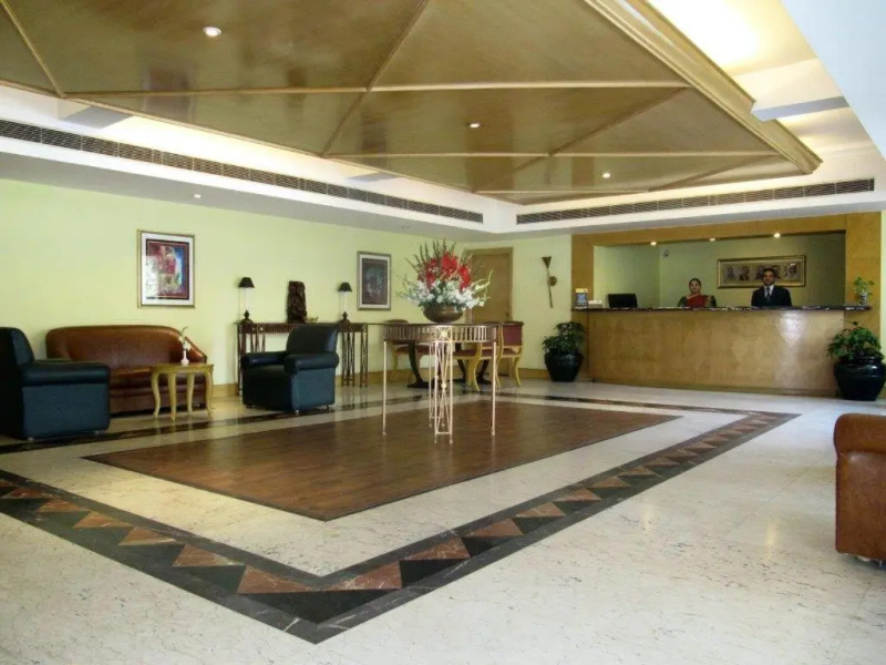 Hotel Ritz Plaza