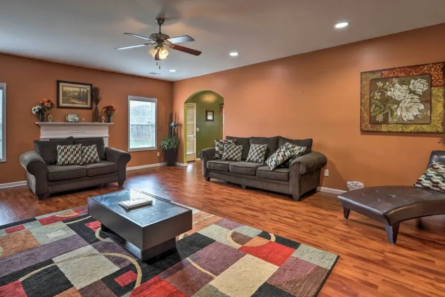 Family Getaway w/ Movie Room Near Atlanta!