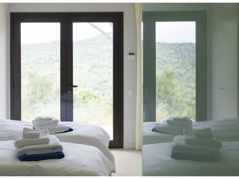 Modern Holiday Home in Sant Andreu de Llavaneres with Swimming Pool