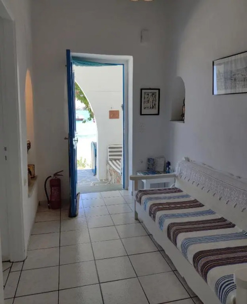 Family house by the seaside of Karavostasis