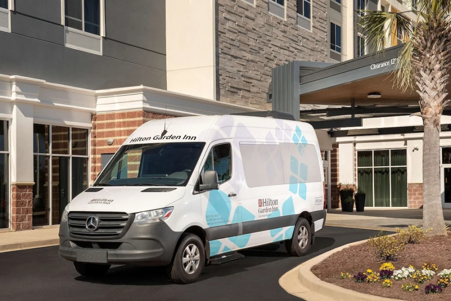 Hilton Garden Inn Columbia Airport (ex Holiday Inn & Suites Columbia-Airport)