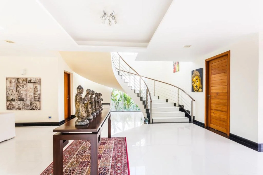 Kyerra Villa by Lofty