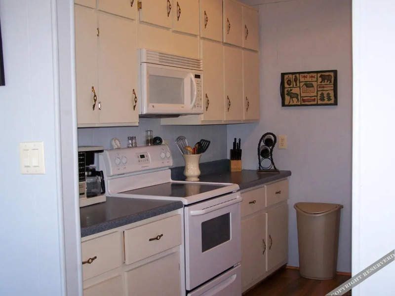 Tip of the Dragon Retreat