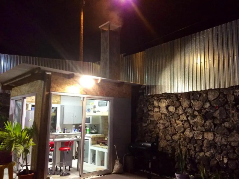 Studio avec vue sur la ville piscine partagee et jardin clos a Le Port