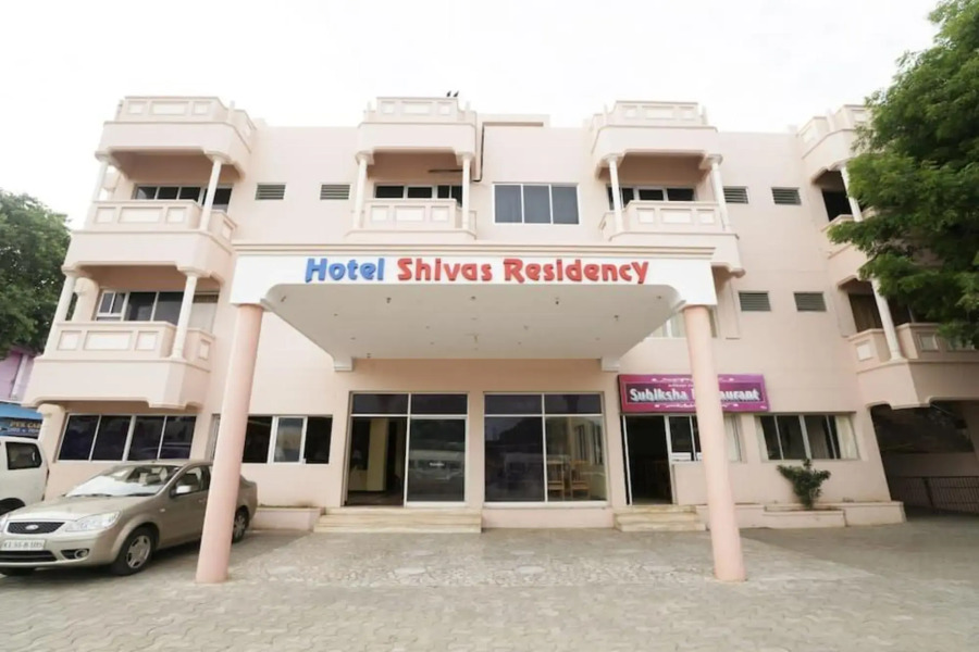 Hotel Shivas Residency