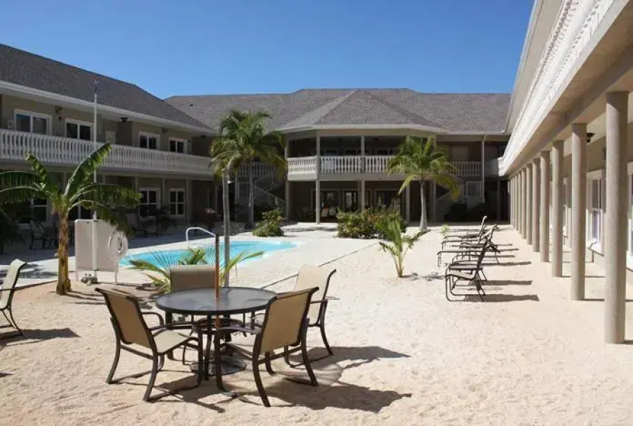 The Alexander Hotel - Cayman Brac