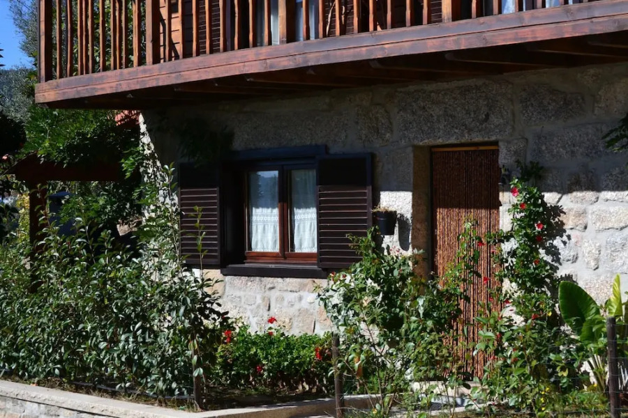 House With 2 Bedrooms in Celorico de Basto, With Wonderful Mountain Vi