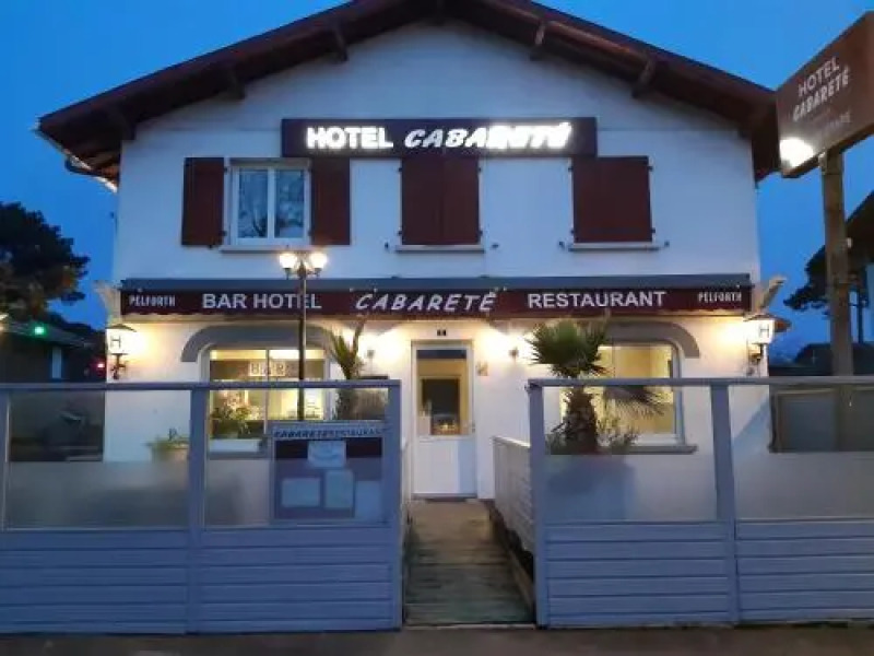 Cabareté Hotel