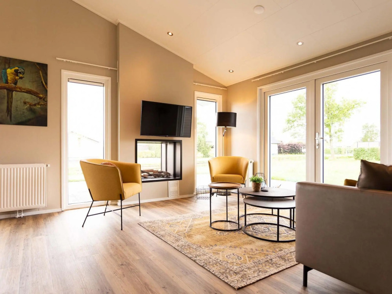 Detached, comfortable chalet with dishwasher, 8 km. from Hoorn