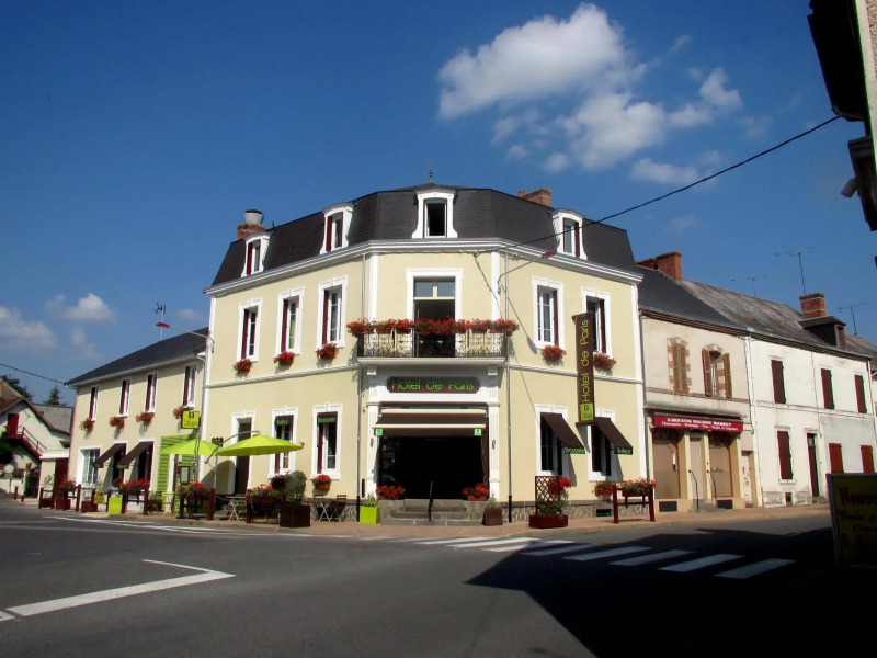 Logis Hotel De Paris