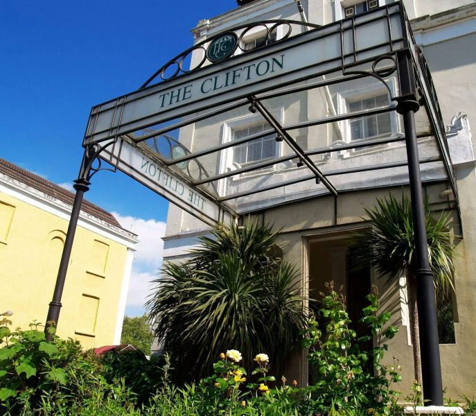 Clifton Hotel