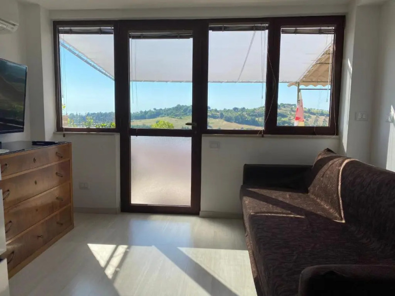 Red House Accomodation Potenza Picena