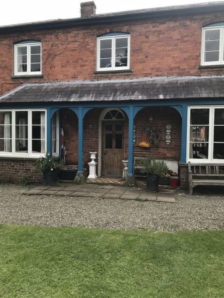 Lower Buckton Country House - Sleeps 12