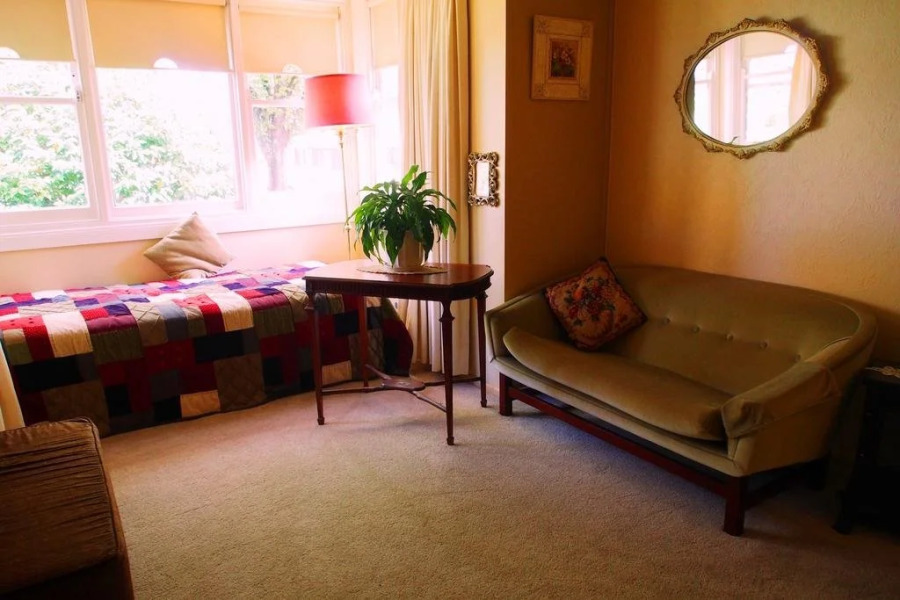 A Winter-Rose Cottage B&B