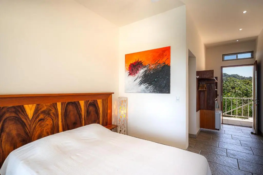 Casa Laureles