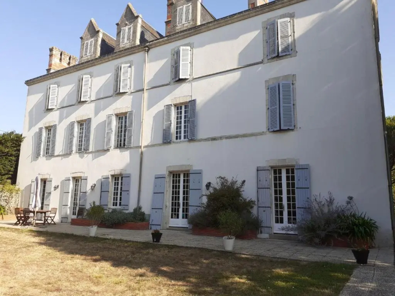 Château des Bretonnières sur vie - Maison d'hôtes