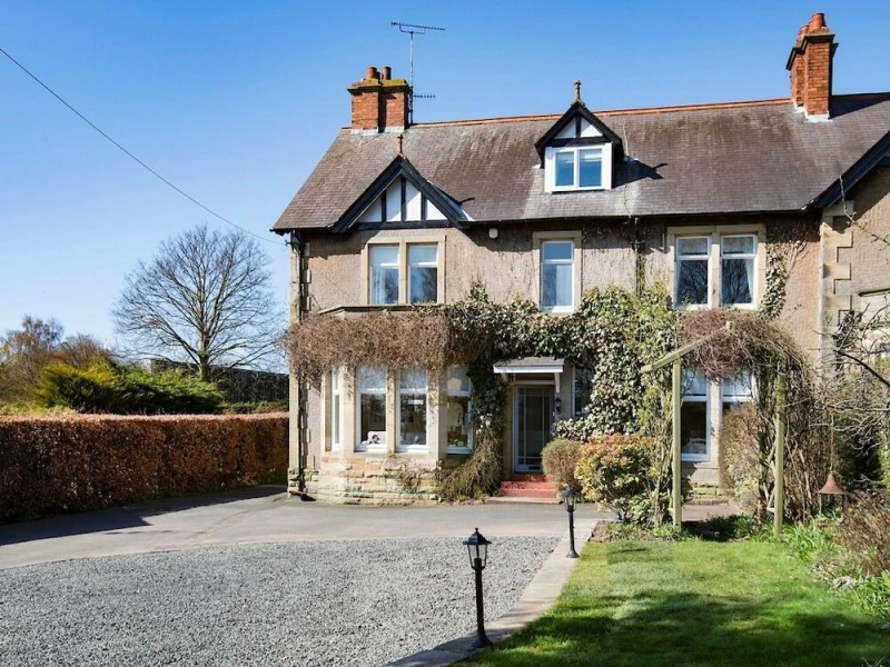 Aln House