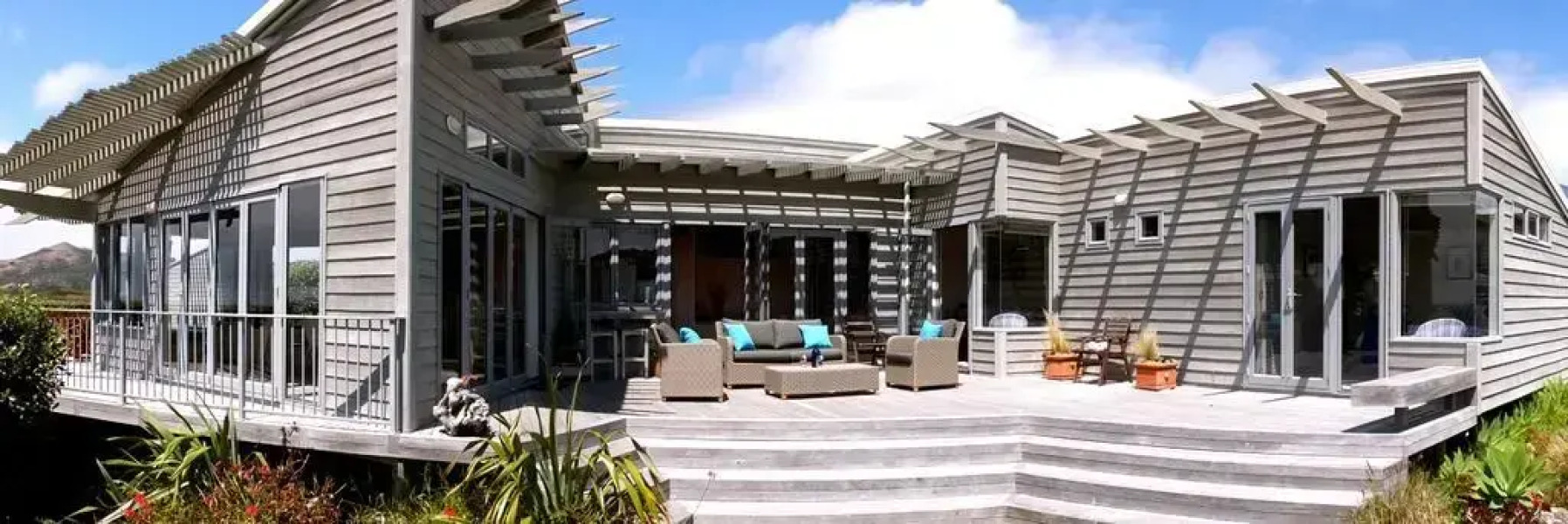 Medlands Beach Lodge