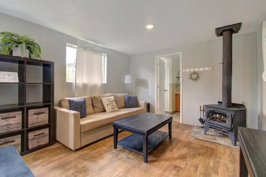 Cougars Cute Crooked Cabin