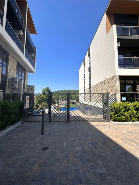 Море тут на улице Львовская