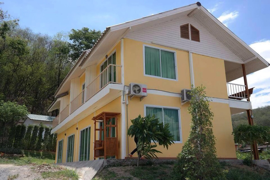 Mai Ngern Mai Thong Resort