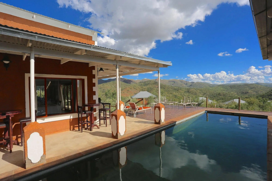 River Crossing Lodge