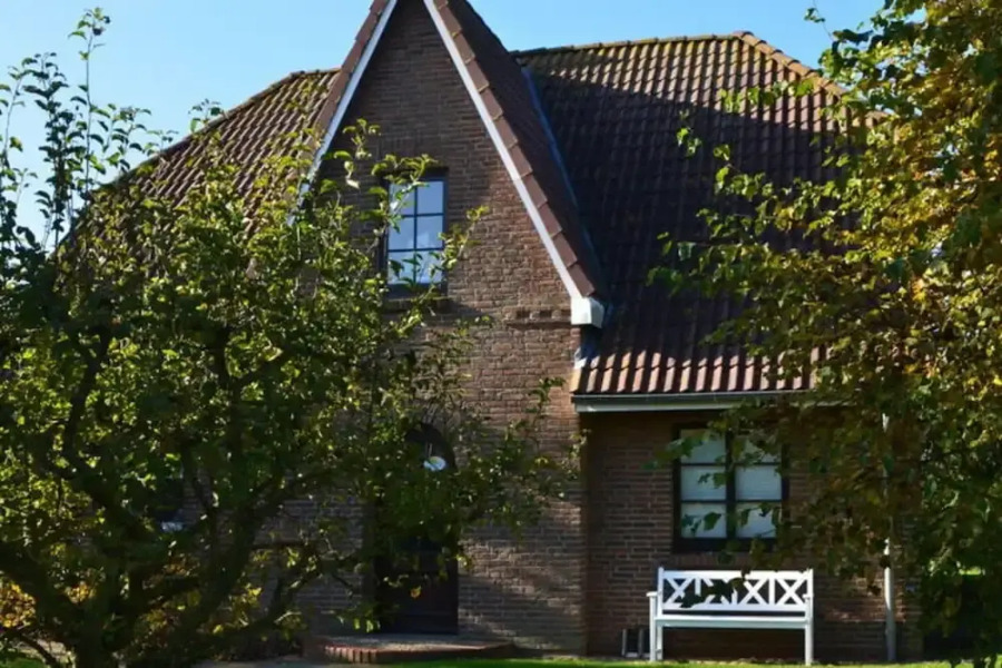 Holiday Home Gray Seal