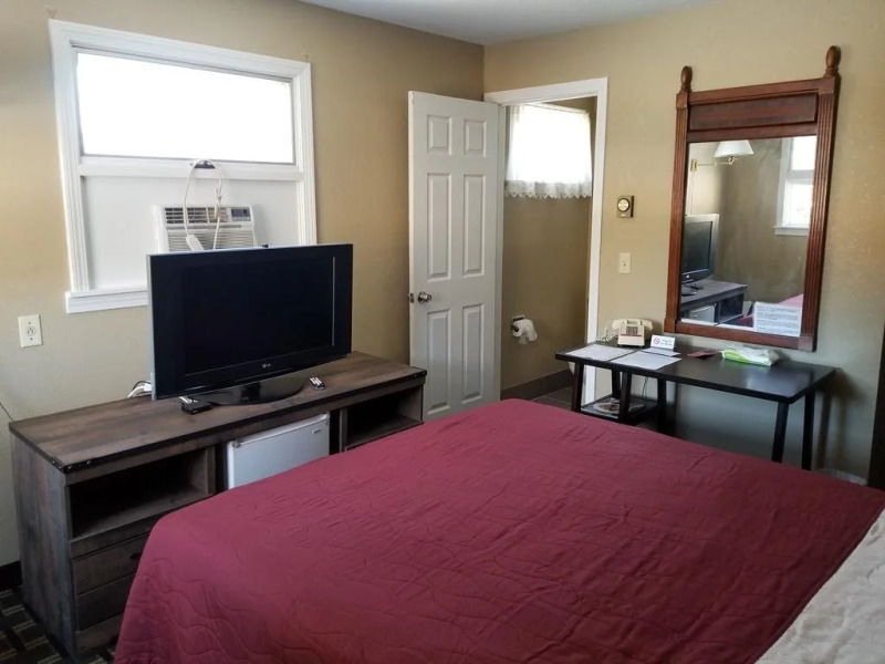 Middlebury Sweets Motel