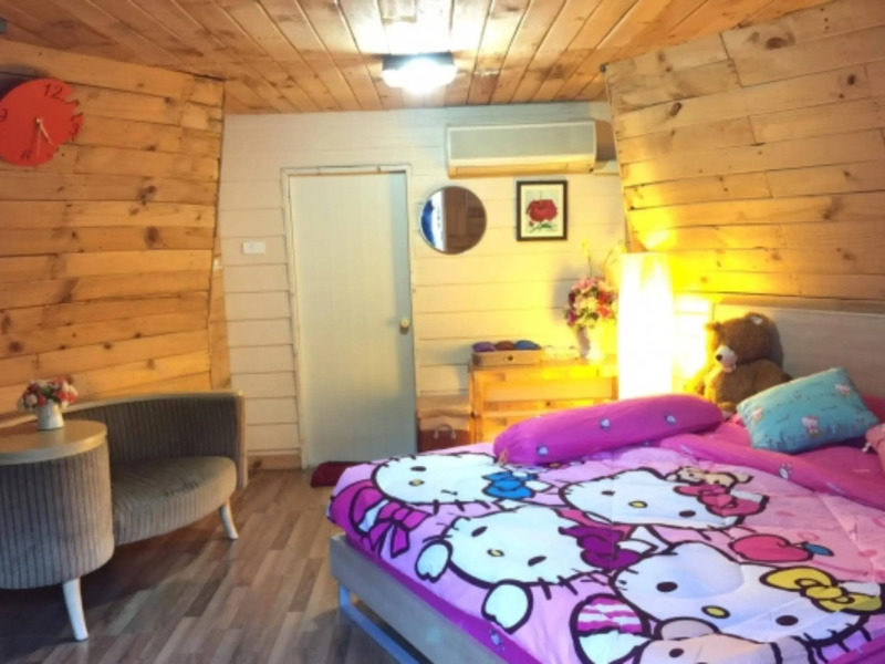 Kanghanrak Theme Houses