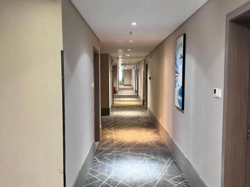 SET Chain Hotel (Jingmen Jingchu University of Technology Zhuyuan)
