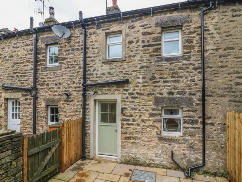 5 Bank Cottage