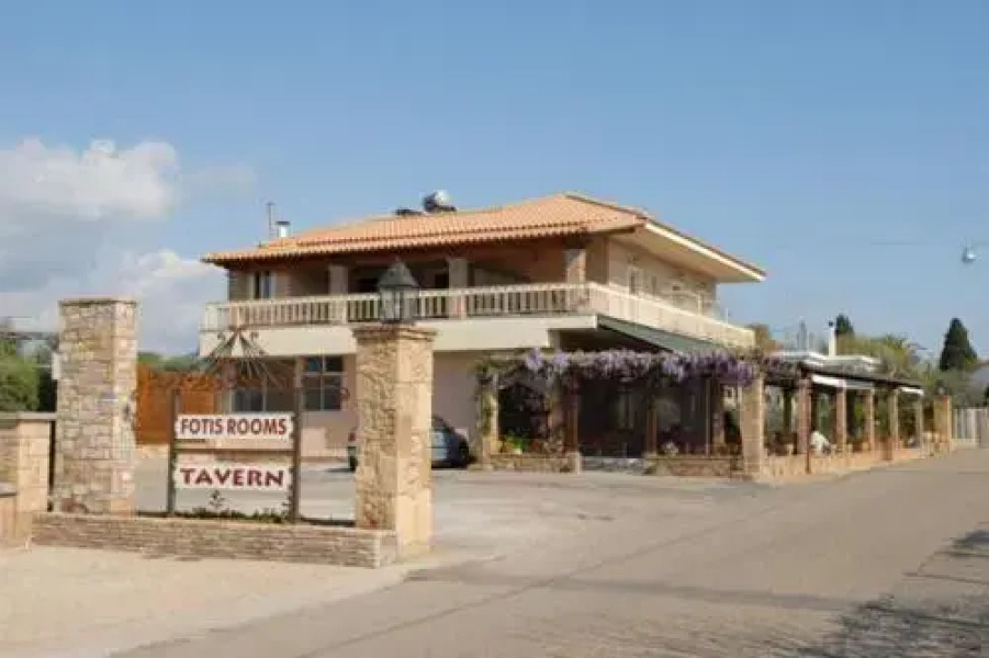 Fotis Rooms