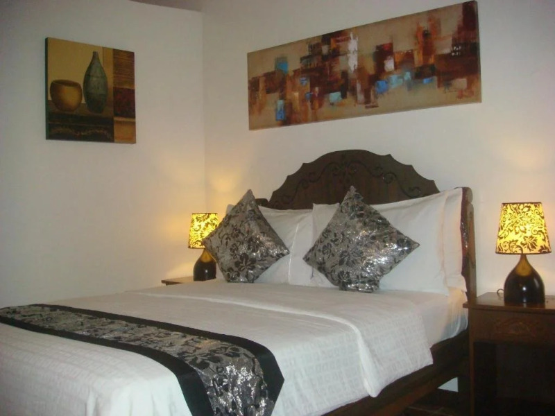 Padre Burgos Castle Resort