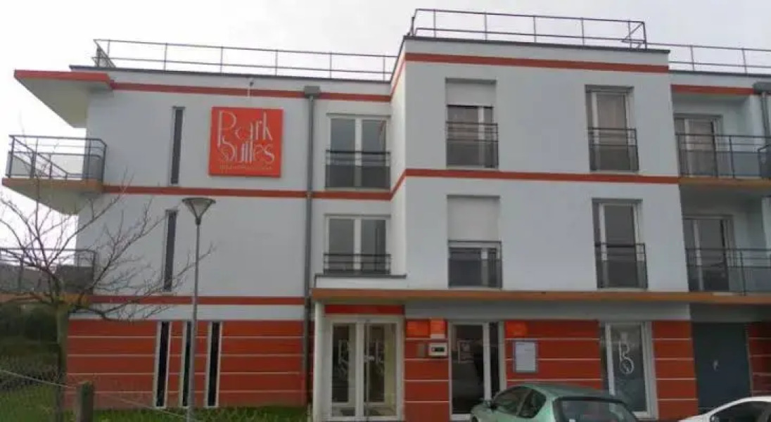 Park&Suites Appart'City Saint-Etienne Saint Priest en Jarez - Appart Hôtel