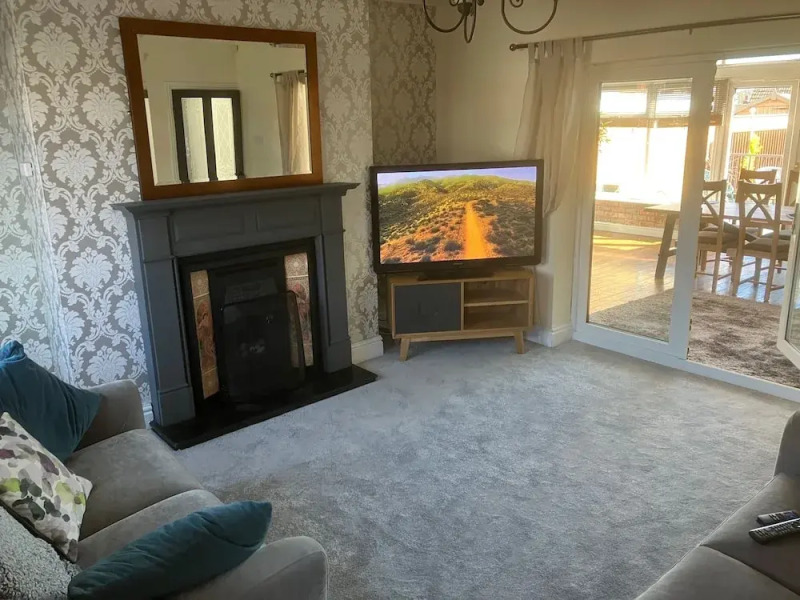 Wall Heath Retreat - Period 3 Bedroom Cottage