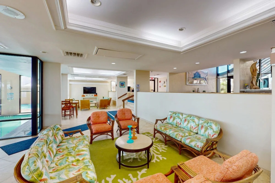 Suntide III Condominiums