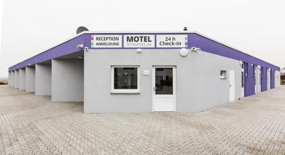 MOTEL Schlegel