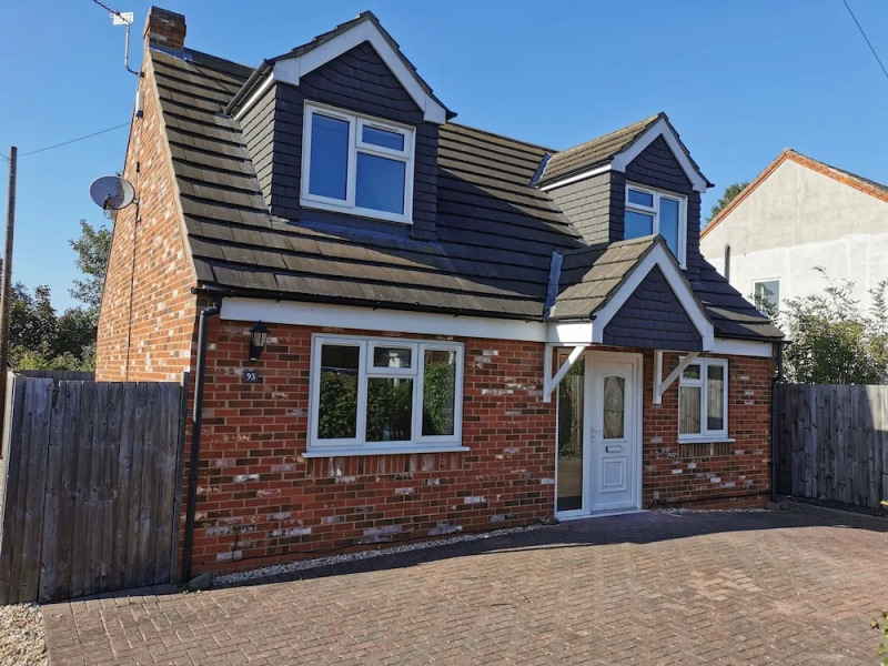 Purple Hart Homes - Station Cottage