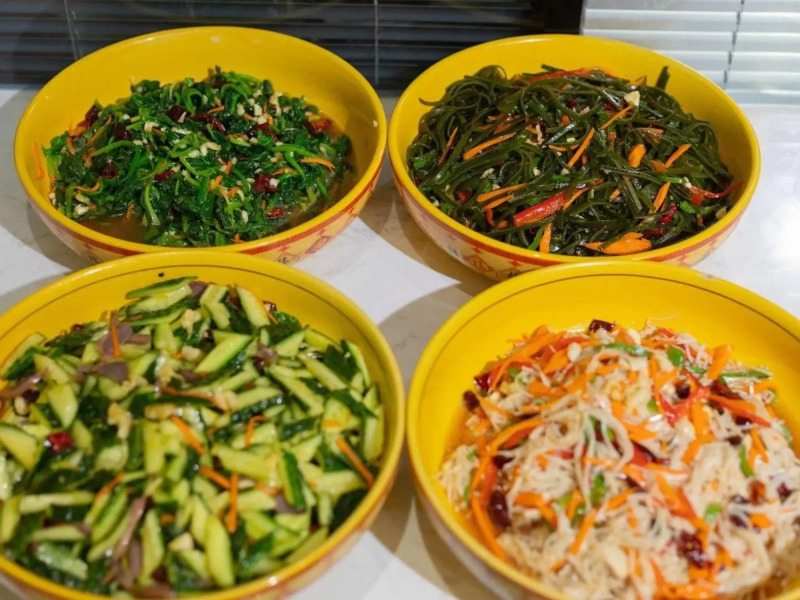 Super 8 Premier Hotel (Tumushuke City Government Branch)