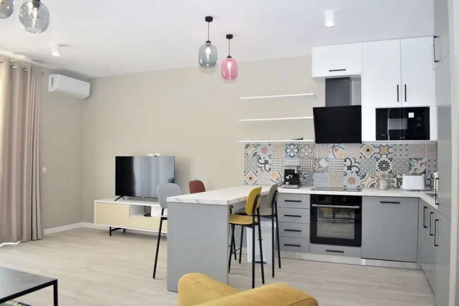 White Moon Apartment 301