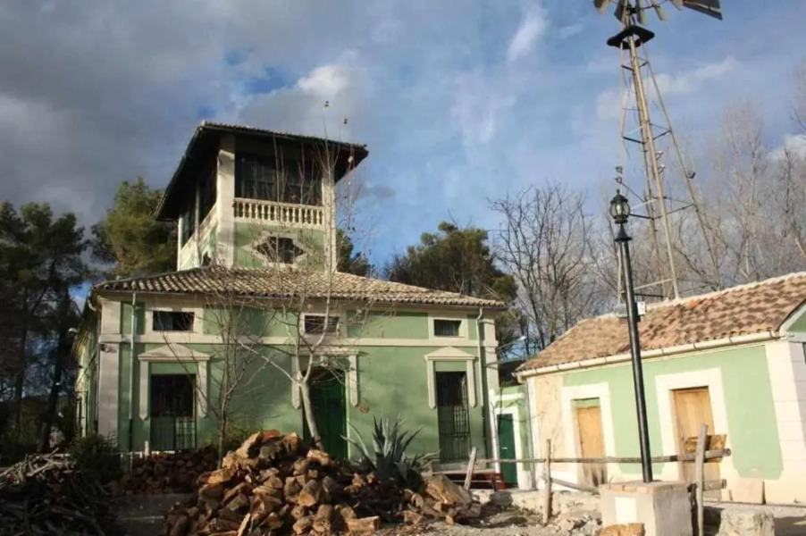 Alojamiento integro 42plazas en total