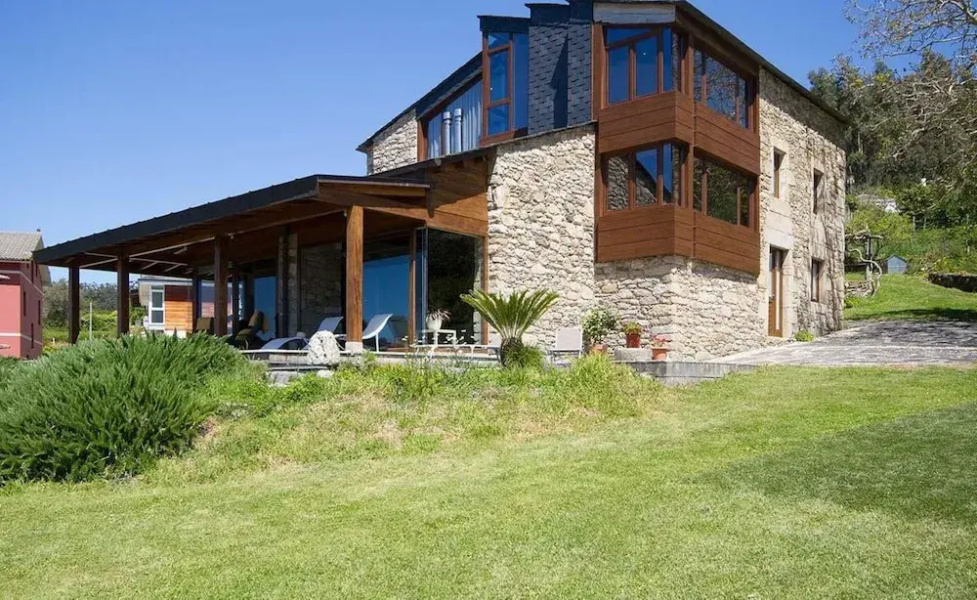 House - 3 Bedrooms - 107757