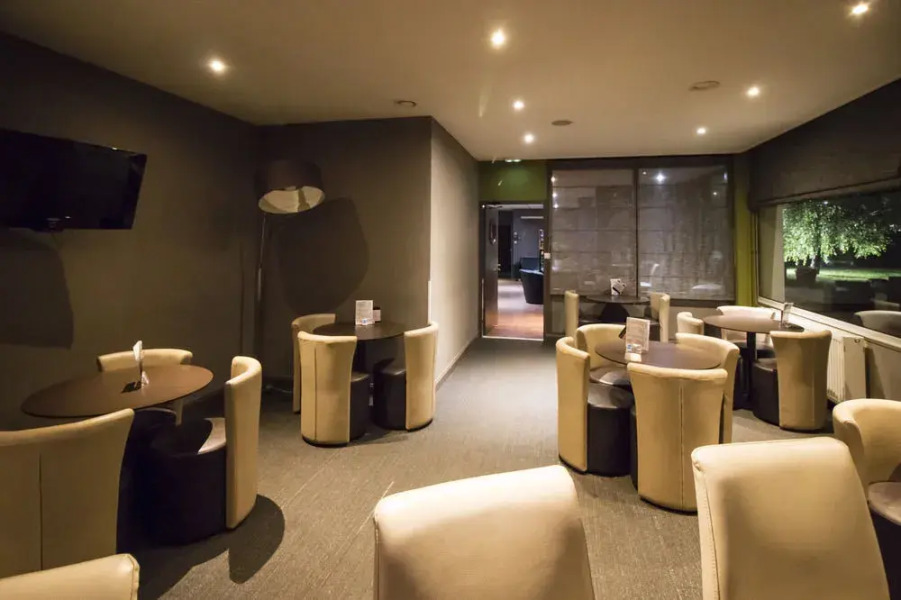 Adonis Villefranche Ambiance Hotel