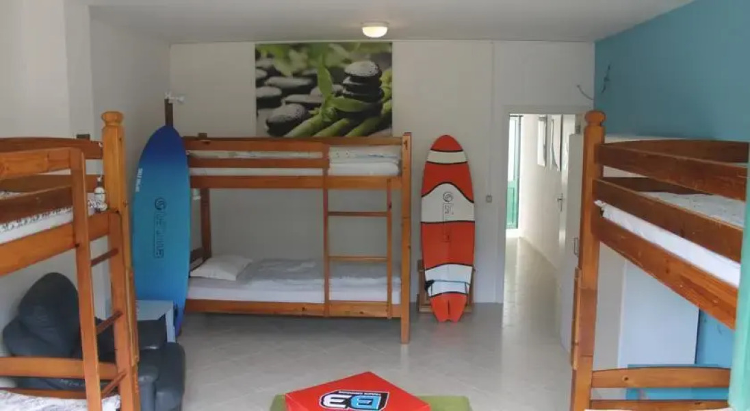 3House Surf Lodge